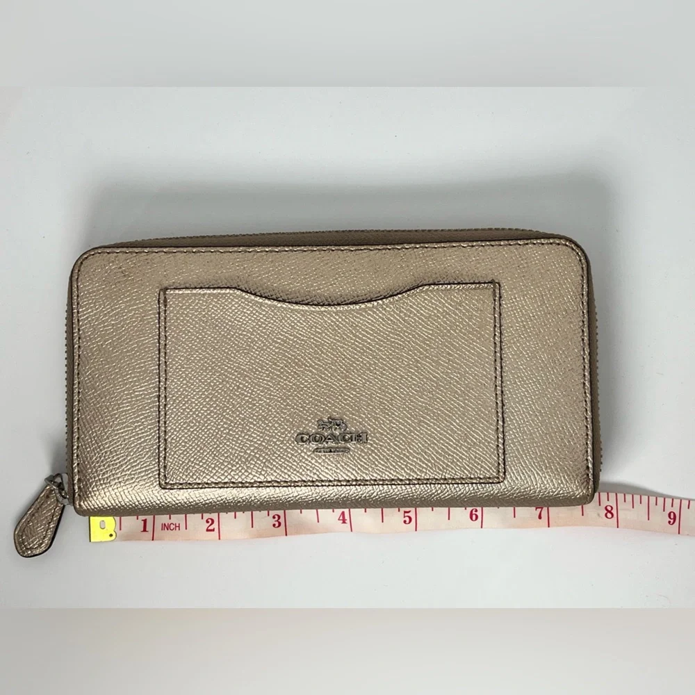 Coach Metallic Gold Beige Pebbled Leather Women's Wallet Double Zip Wallet - Picture 3 of 6